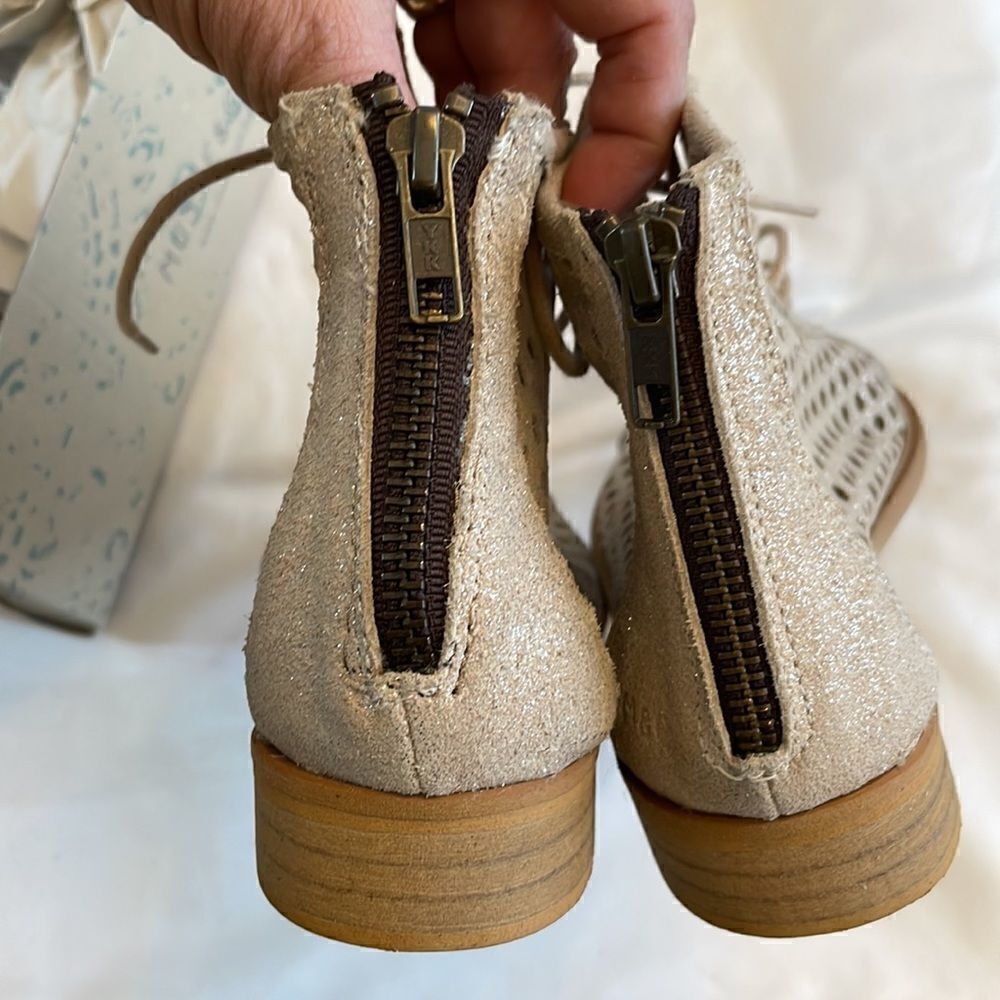 MUSSE & CLOUD SHIMMERY CUTOUT SHOOTIES. NEW - Picture 6 of 10